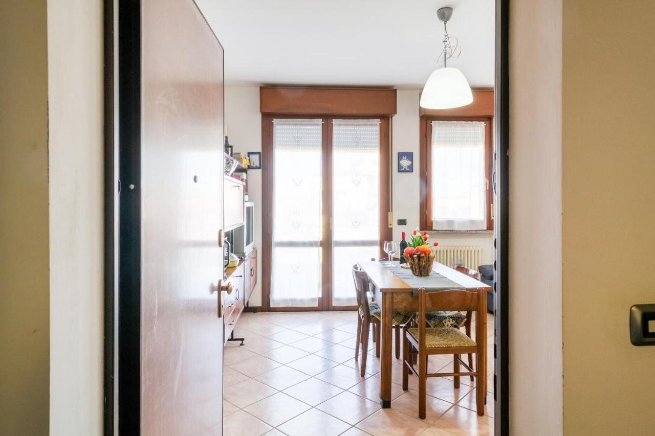 Ferienwohnung Parma Fiere Studio Con Parcheggio E Balcone Exterior foto
